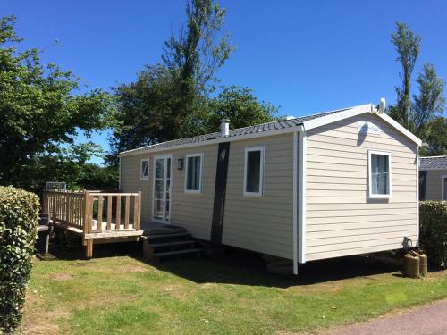 3 bedrooms, 5 beds