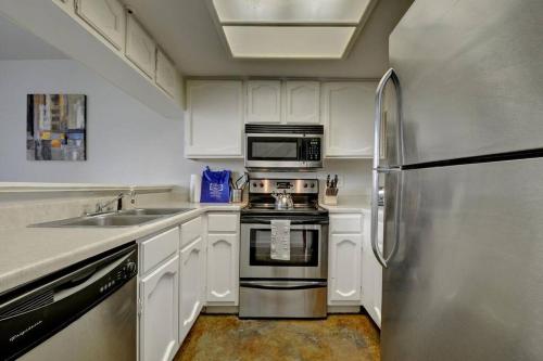 Littlefield Lofts #703 - image 14