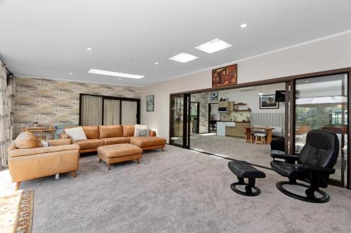 Duša, Westhay Stables - Paparoa Holiday Home in Matakohe