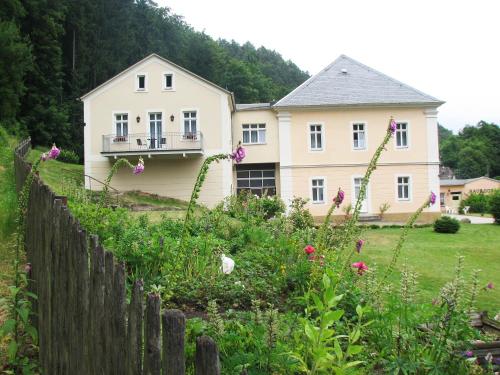 Hotel Garni Dekorahaus – Bad Schandau, MA