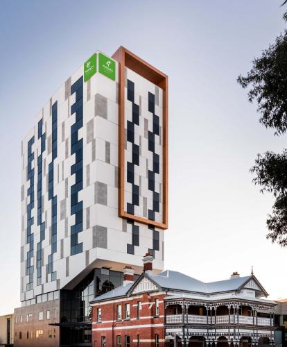 Holiday Inn West Perth