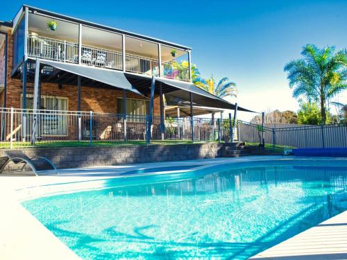 Magnificent Lakeview House - Long Jetty