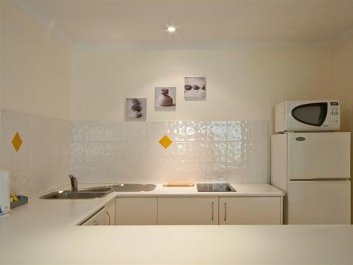 Mango House Resort - 주방