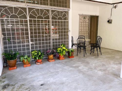 Wejście, Cameron Magpie House in Ringlet