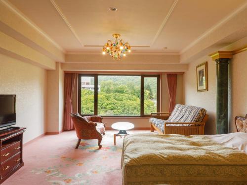 room detail thumbnail 1