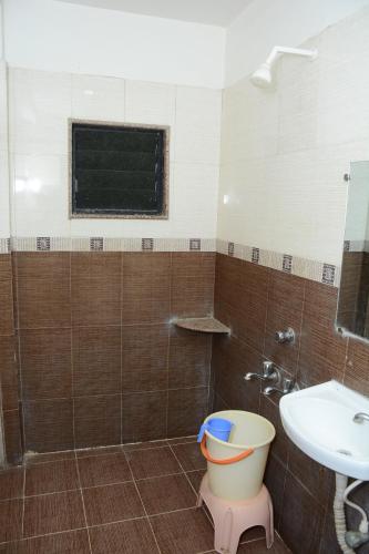 Dwarka Bhavan Hotel