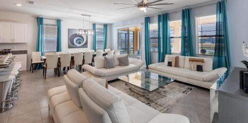 7572OML-Solterra Resort in Davenport, USA