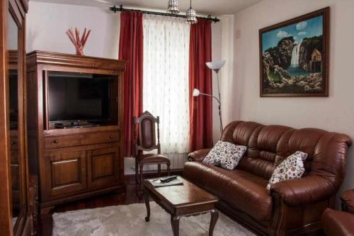 Koplietošanas atpūtas telpa ar TV, Casa Rural Paco in Munogalindo