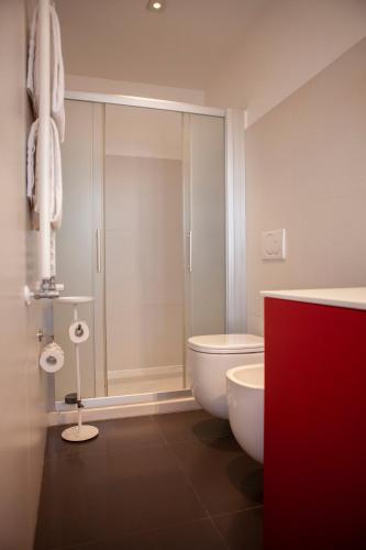 Classic One-Bedroom Apartment (2 Adults) image 1