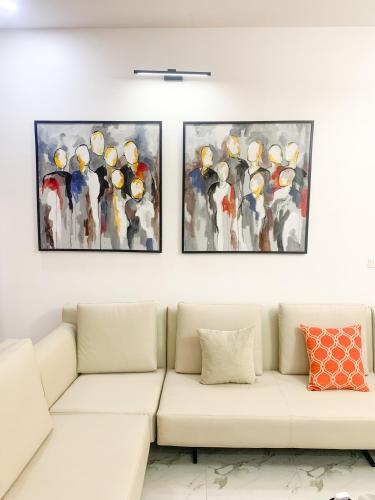 Plistbooking Modern Stylish Oceanview Apartment