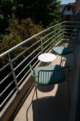 Hotel Iris - main image