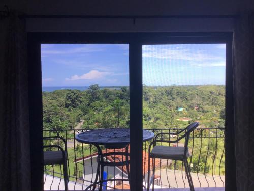 Hotel Los Cielos Del Caribe – Cahuita, LA