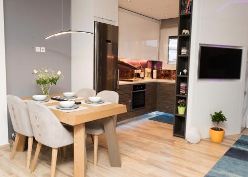 Luxurious & cozy down town home 82’, Ioannina (photo 10)