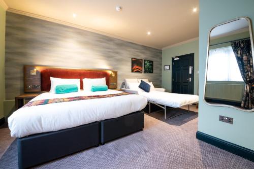 Innkeeper's Lodge Harrogate - West  Beckwith Knowle - image 6