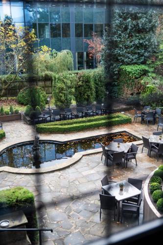 Innkeeper's Lodge Harrogate - West  Beckwith Knowle - image 7