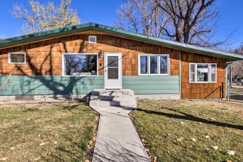 Cozy Choteau Home with Fire Pit, Grill, Yard!