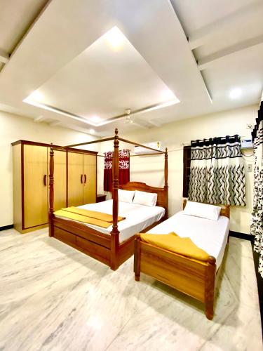 AK Rooms & Service Apartments near Apollo Hospital