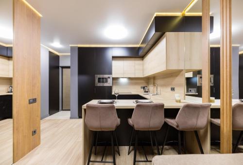 Fayna Town - Loft Black - Nyvky
