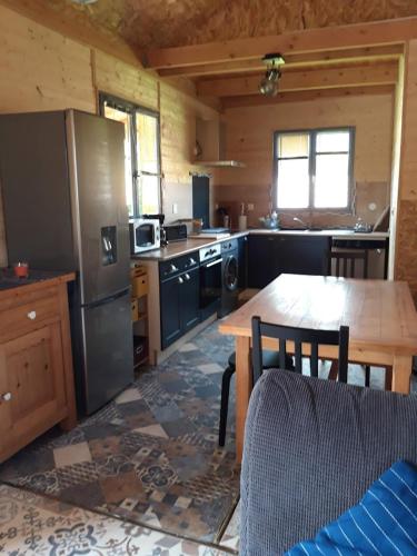 Iekārtas, Chalet chaleureux avec parking garage motos, vélos (Chalet chaleureux avec parking garage motos, velos) in Paray Le Fresil