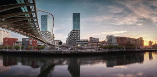 Bilbao City Center by abba Suites Bilbao 