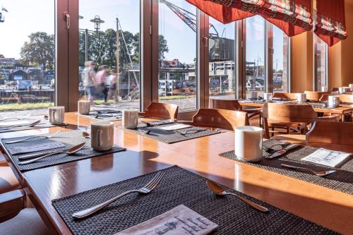 Restaurant, Hotel Stadthafen Stade in Stade