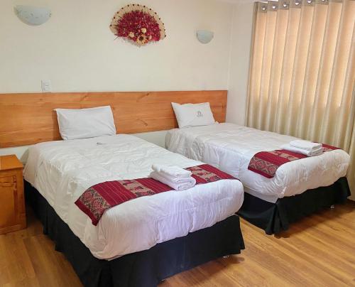 2 twin beds