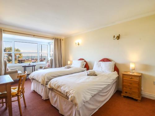 La Plage Deal - image 3