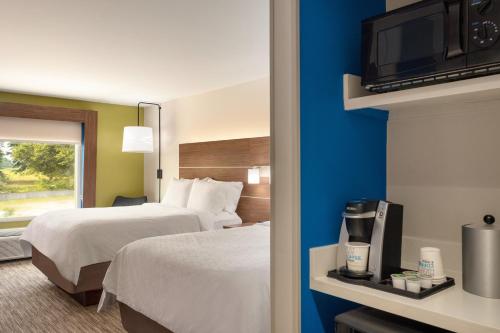 Holiday Inn Express & Suites Searcy, an IHG Hotel