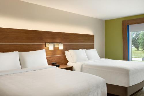 Holiday Inn Express & Suites Searcy, an IHG Hotel