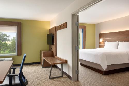 Holiday Inn Express & Suites Searcy, an IHG Hotel