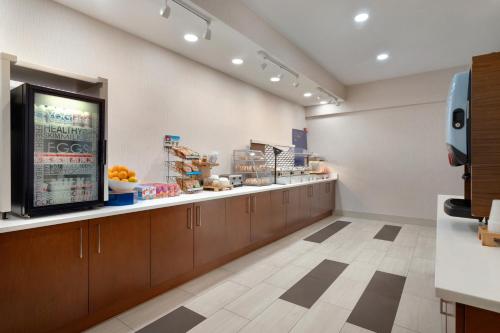 Holiday Inn Express & Suites Searcy an IHG Hotel - image 13