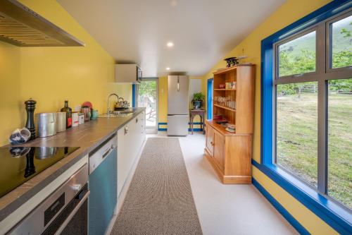 Duša, Matagouri Cottage - Port Levy Holiday Home in Diamond Harbour