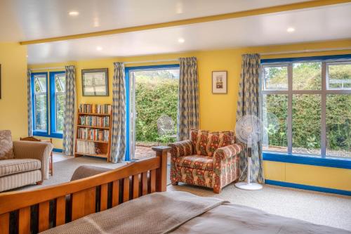 Duša, Matagouri Cottage - Port Levy Holiday Home in Diamond Harbour