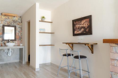 Collins Village Hotel Boutique in เอนเซนาด้า