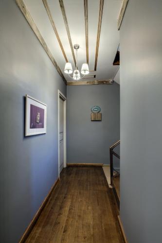 Loka Suites - image 7