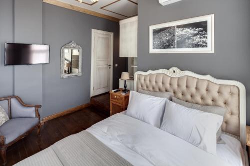 Loka Suites - image 9