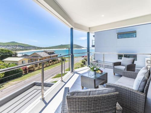 Fingal Bay View Unit 1 16 Tuna Crescent - image 3