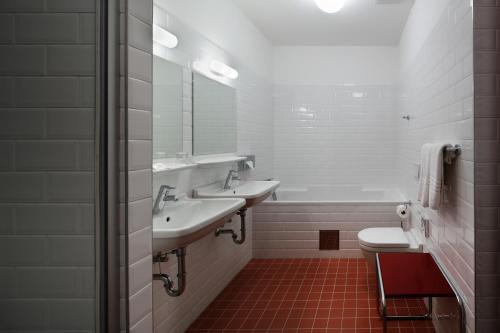 AXA Hotel, Прага (фото 5)
