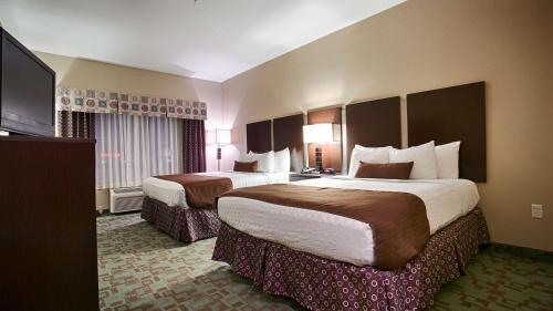 Best Western Plus Eastgate Inn & Suites