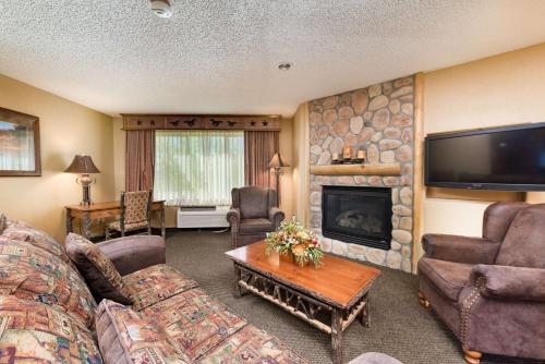 Best Western Plus Kelly Inn & Suites