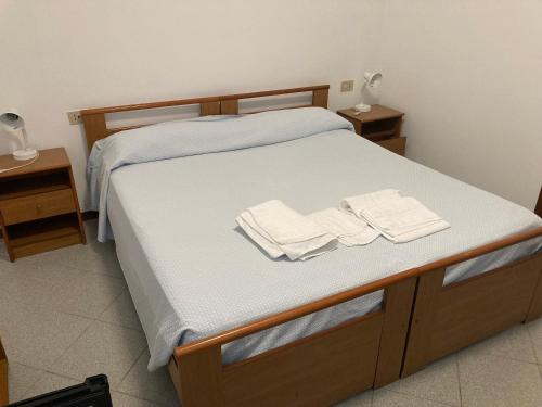 HOTEL ISA – Massa, WI