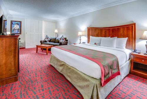 Ramada by Wyndham Metairie New Orleans Airport