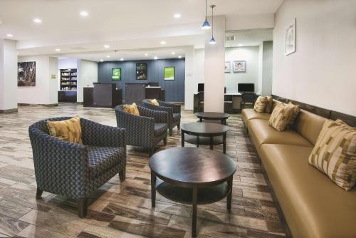 La Quinta by Wyndham Karnes City - Kenedy in Karnes City, USA