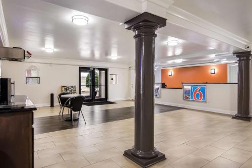 設施, Motel 6 North Little Rock, AR - McCain in 北小岩城