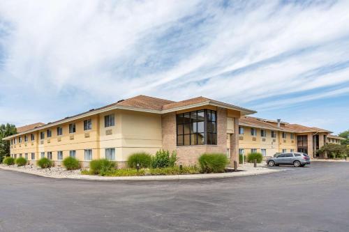 Comfort Inn Okemos - East Lansing