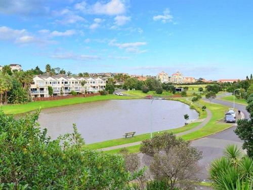 Gulf Harbour Guest House