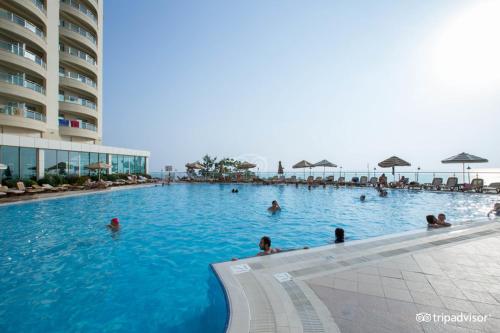 Gold City Otel icinde 1+1 Luks daire
