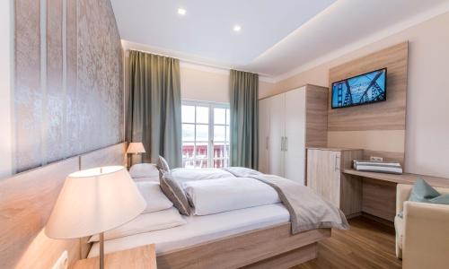 326447981 Lust und Laune Hotel am Wörthersee