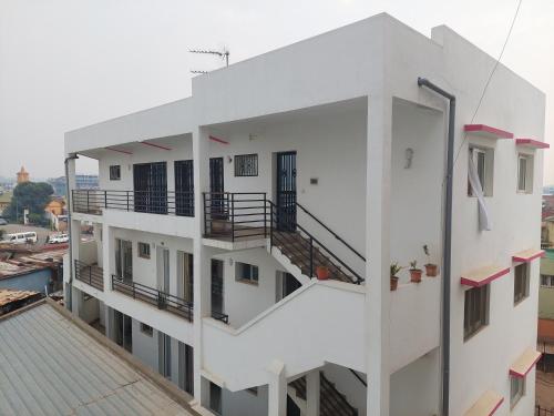 LIVE HOTEL