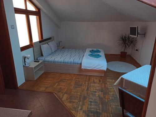 Guest House Ganovi